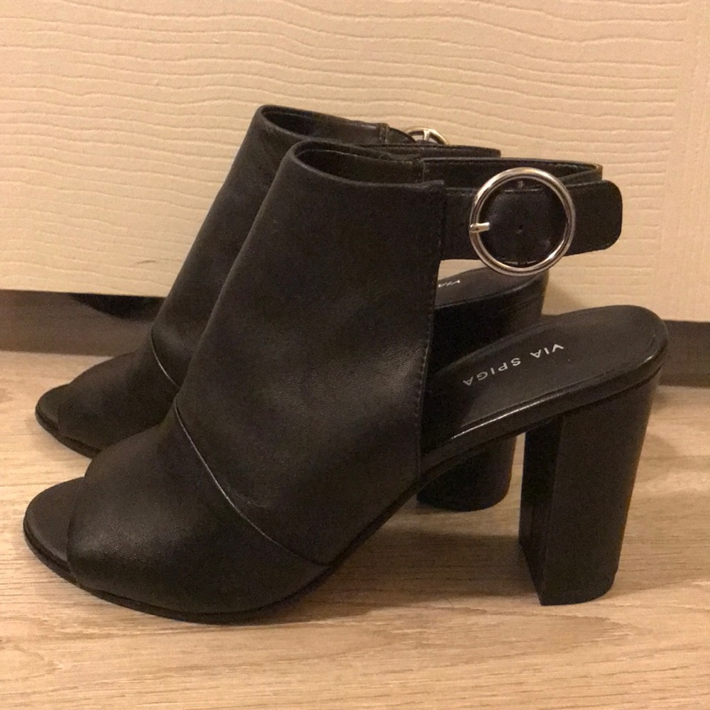 Black Via Spiga Heels
